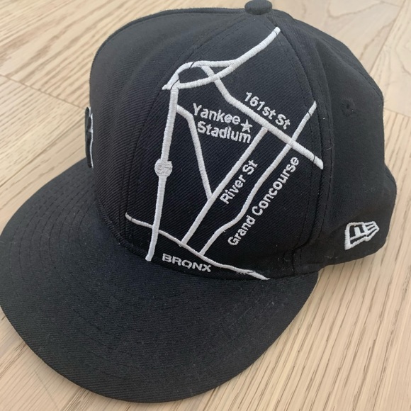 New Era Other - NY Yankees :: New Era :: 59Fifty :: size 7 1/2 :: Yankee Stadium map